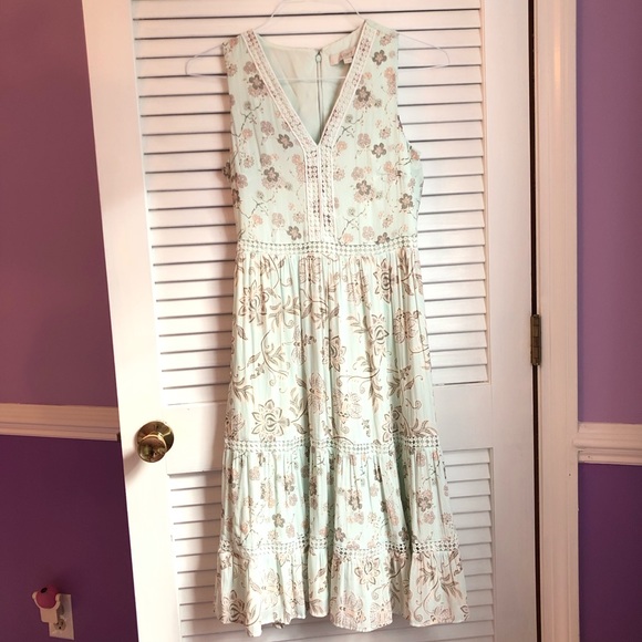 LOFT Dresses & Skirts - Floral midi summer dress